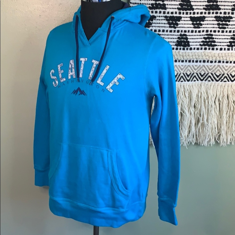 Seattle Washington Hoodie Medium